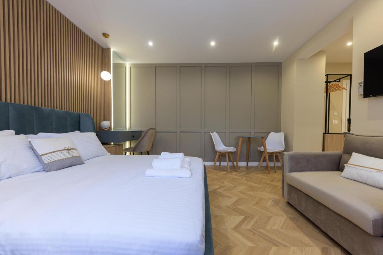 Syncron Centre Skyline Rooftop Tirana Apartments Bagian luar foto